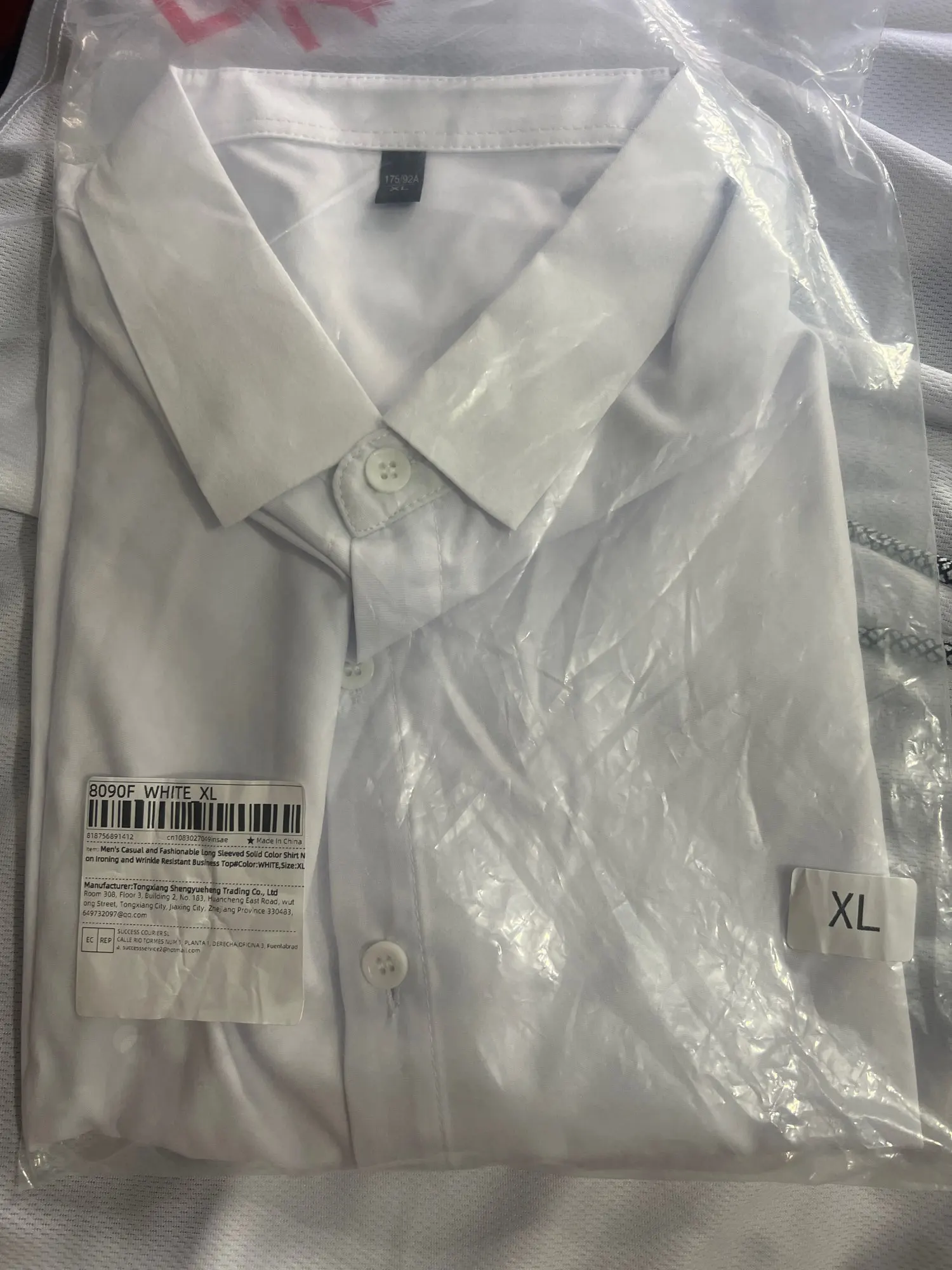 Men's Casual and Fashionable Long Sleeved Solid Color Shirt Non Ironing and Wrinkle Resistant Business Top photo review